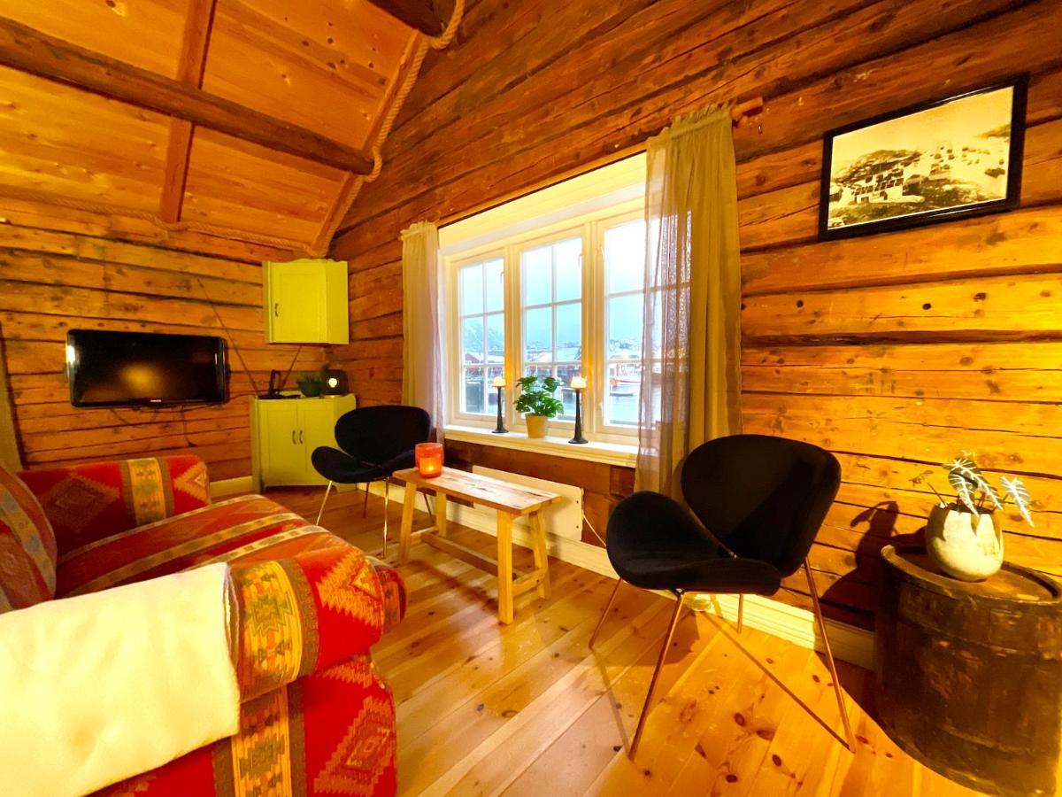 Chalet The Blacksmith's Place - Cozy Rorbu In Lofoten